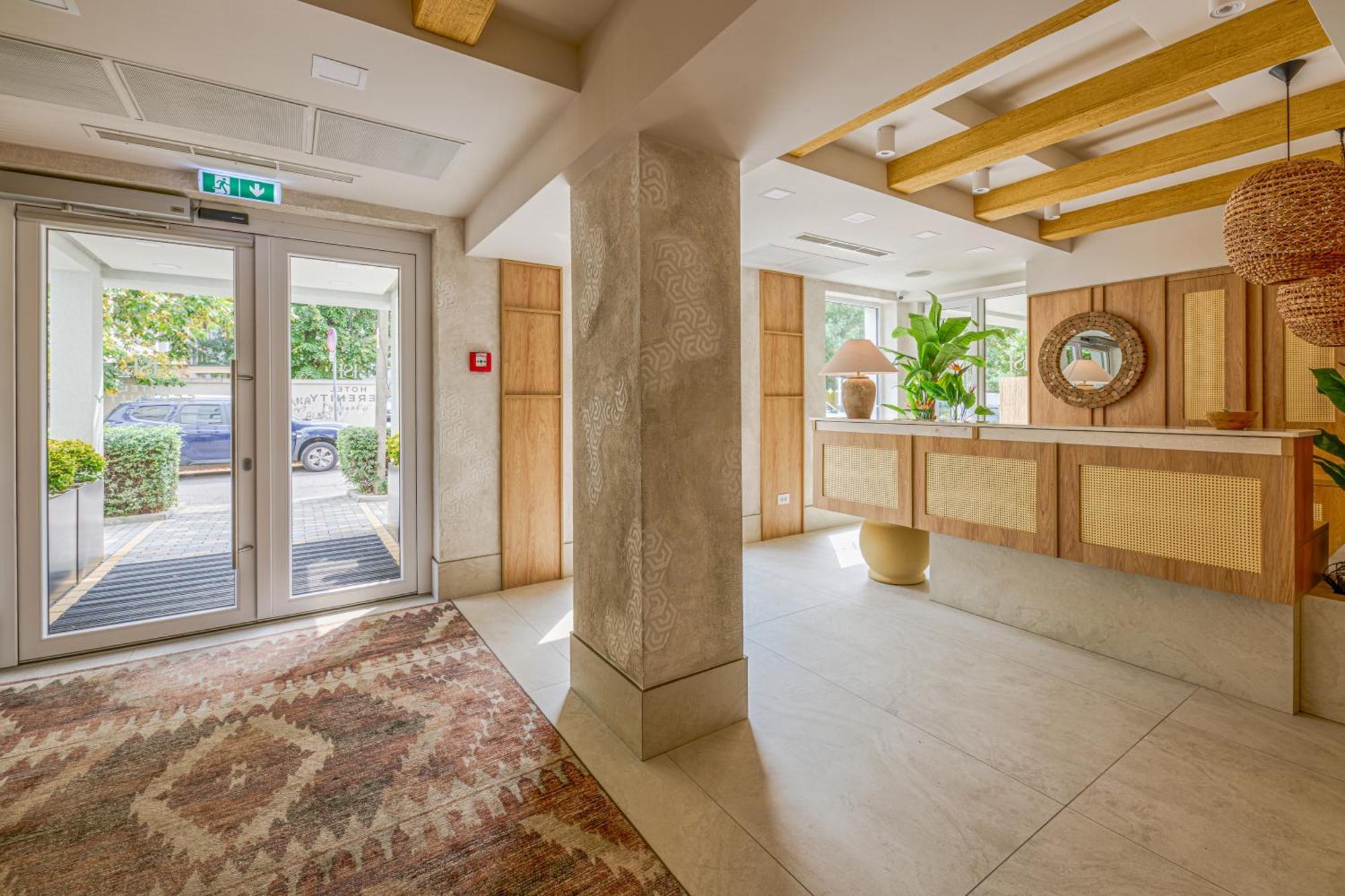Hotel Serenity 蒂米什瓦拉 外观 照片