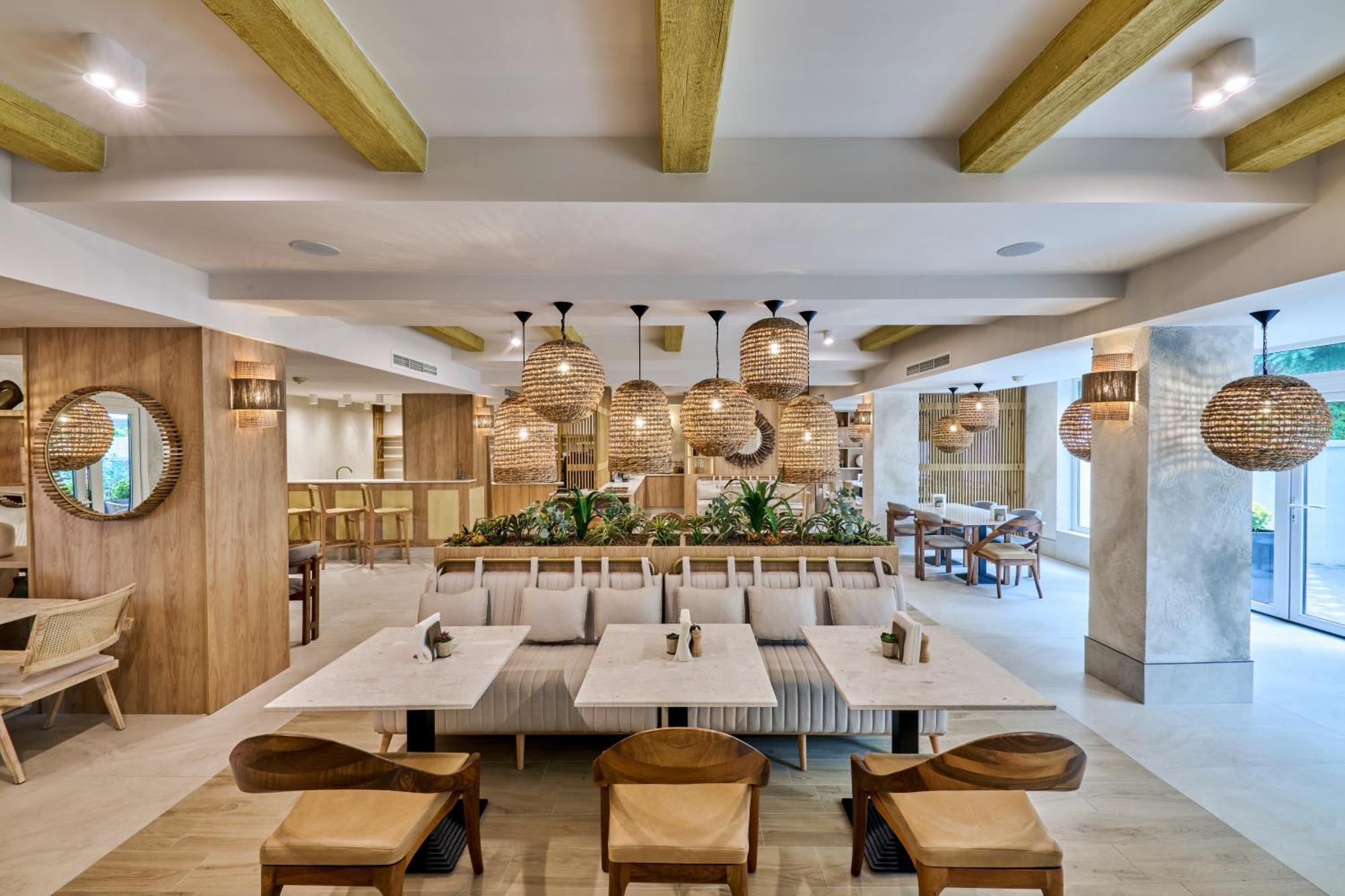 Hotel Serenity 蒂米什瓦拉 外观 照片