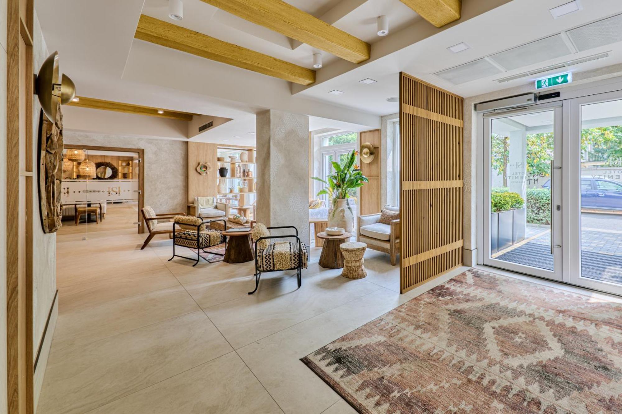 Hotel Serenity 蒂米什瓦拉 外观 照片