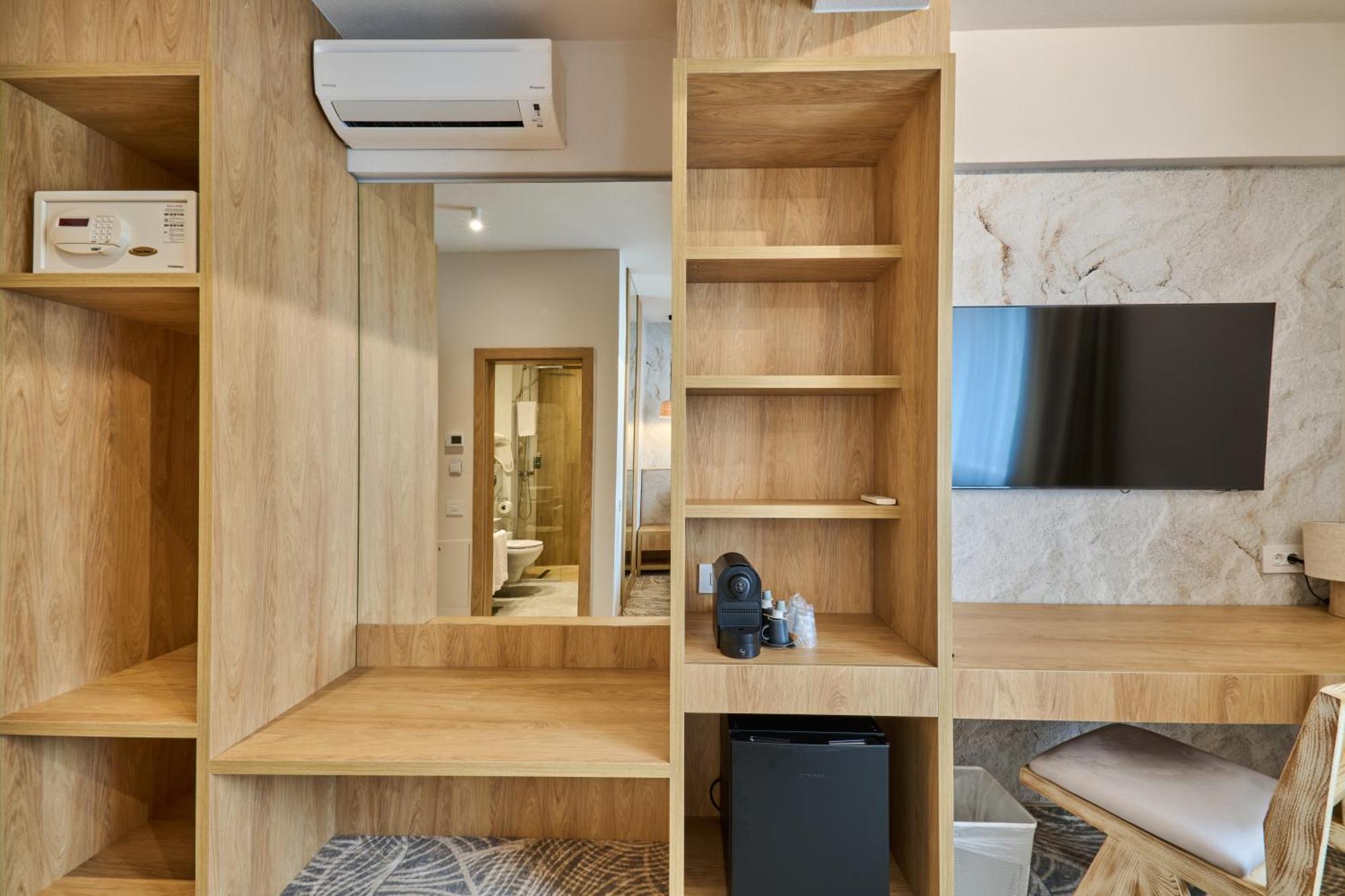Hotel Serenity 蒂米什瓦拉 外观 照片