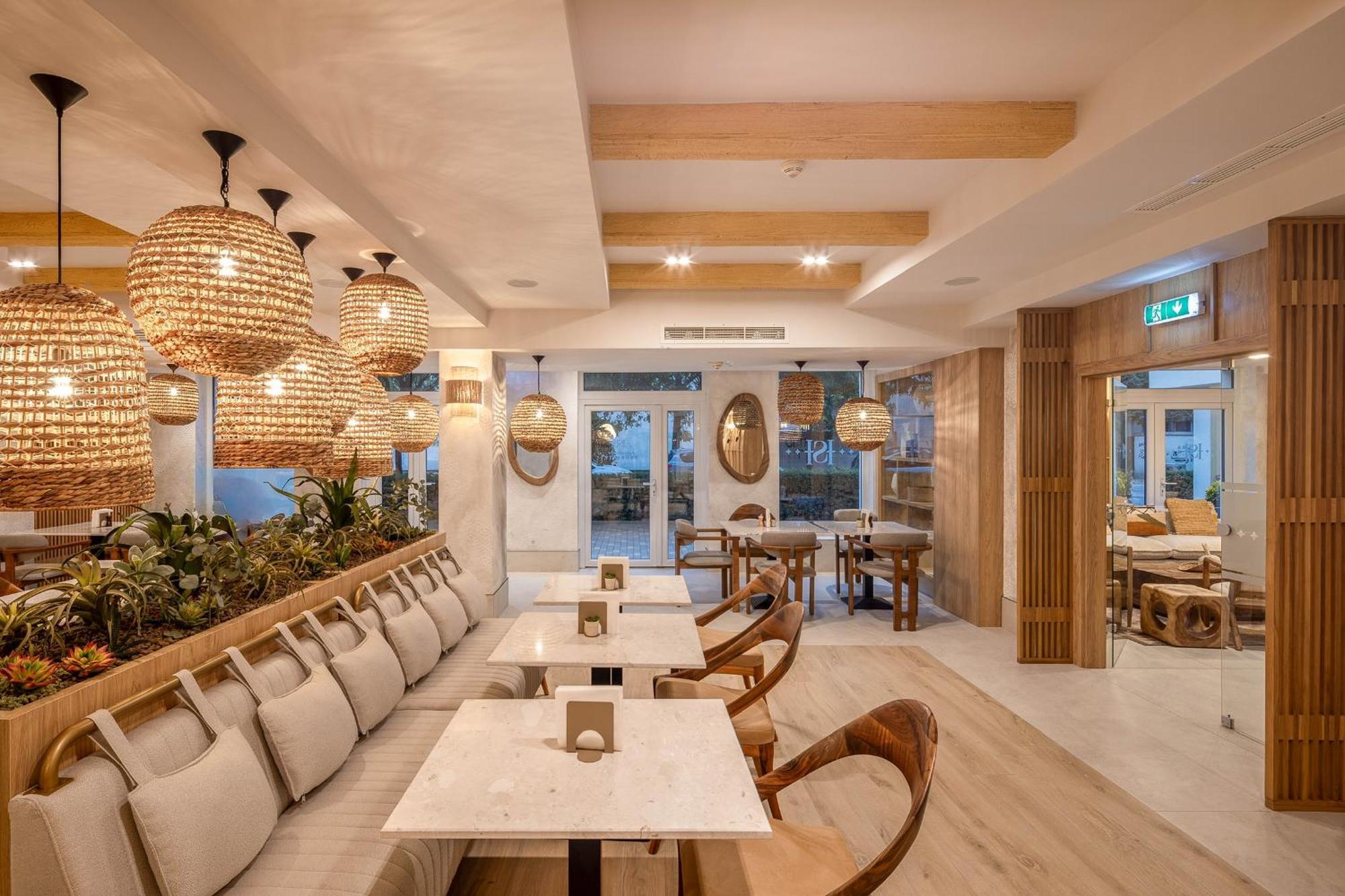 Hotel Serenity 蒂米什瓦拉 外观 照片