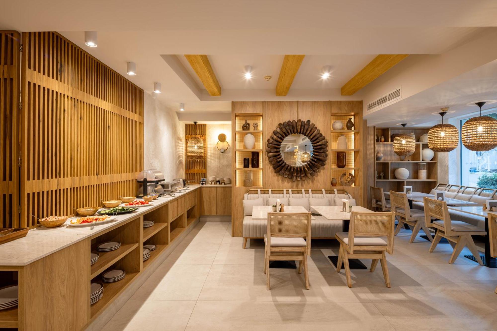 Hotel Serenity 蒂米什瓦拉 外观 照片